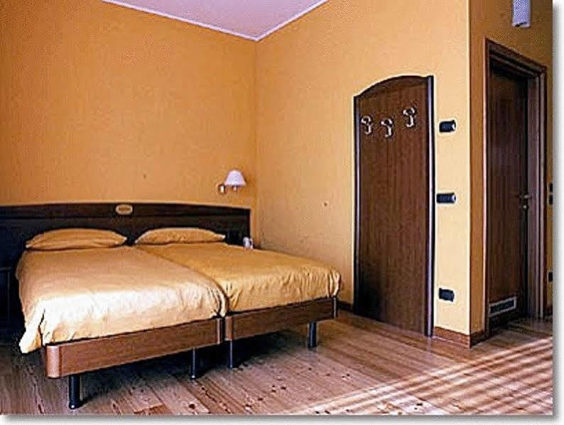 Ca' Nova ***s Hotel Garda (Verona)